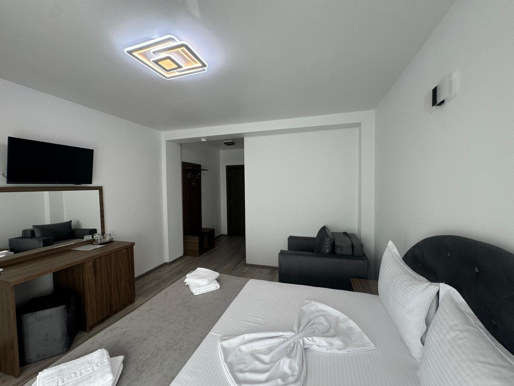 Casa Cristal Sulina Hotell Eksteriør bilde