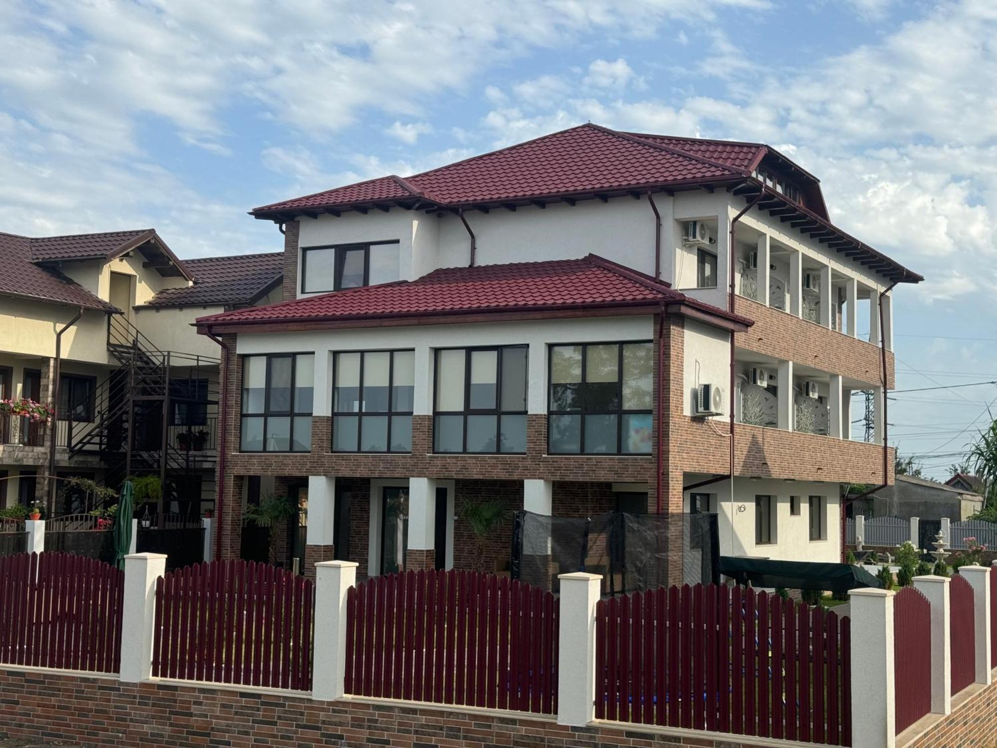 Casa Cristal Sulina Hotell Eksteriør bilde